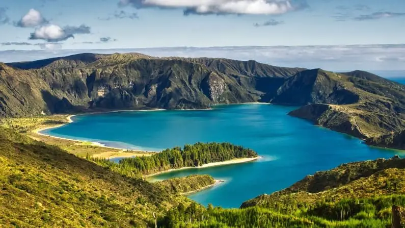 Places to be in AWE in front of nature: Sao Miguel